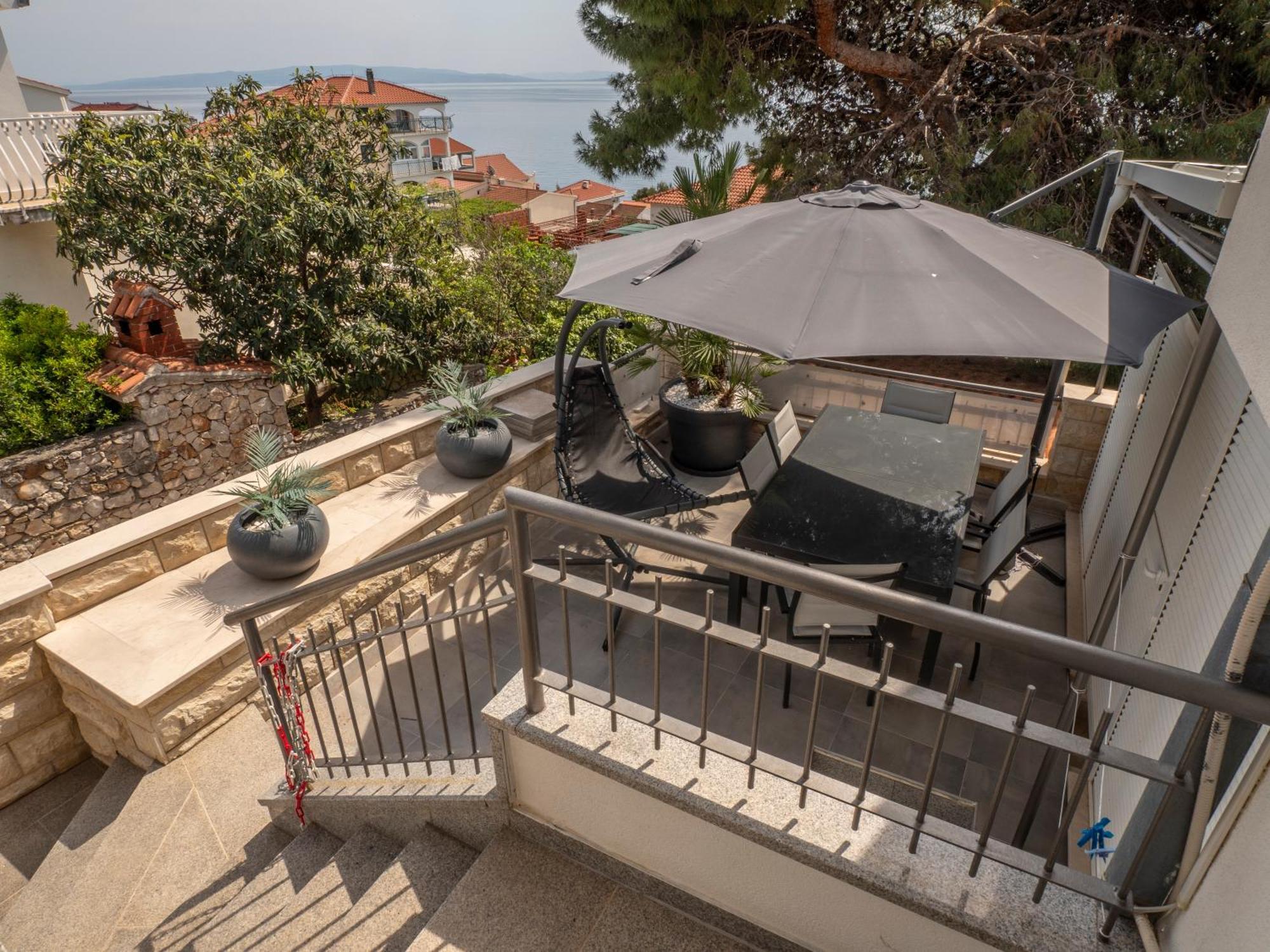 Villa Sirenis Trogir Exterior photo