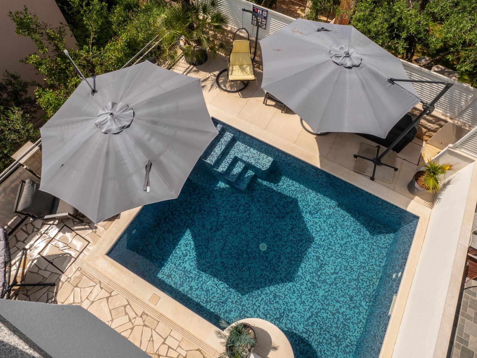 Villa Sirenis Trogir Exterior photo